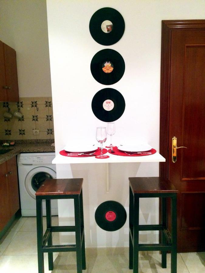 Apartamento Mon Cheri Málaga Exterior foto